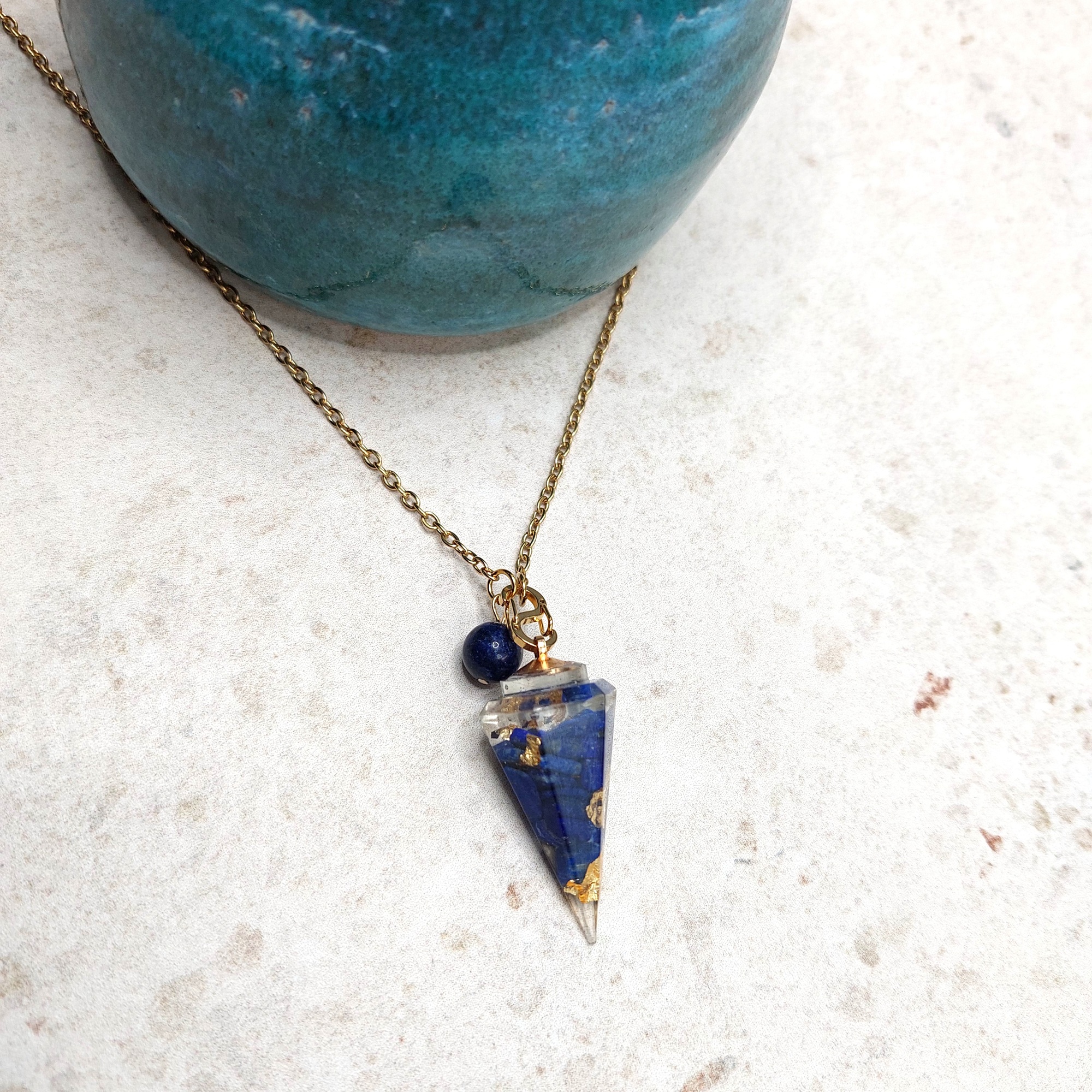 Collier pendule divinatoire personnalisable